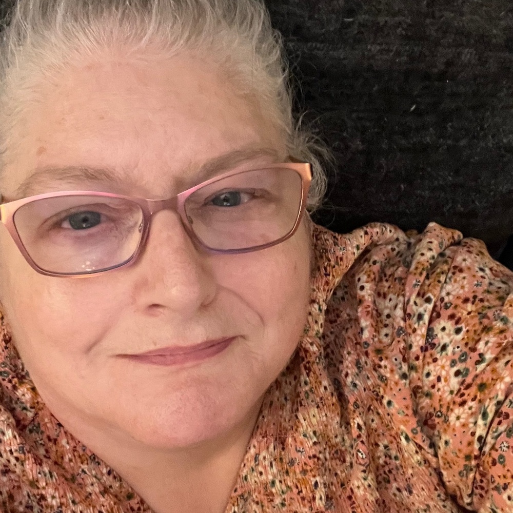 Meet your Posher, Christine